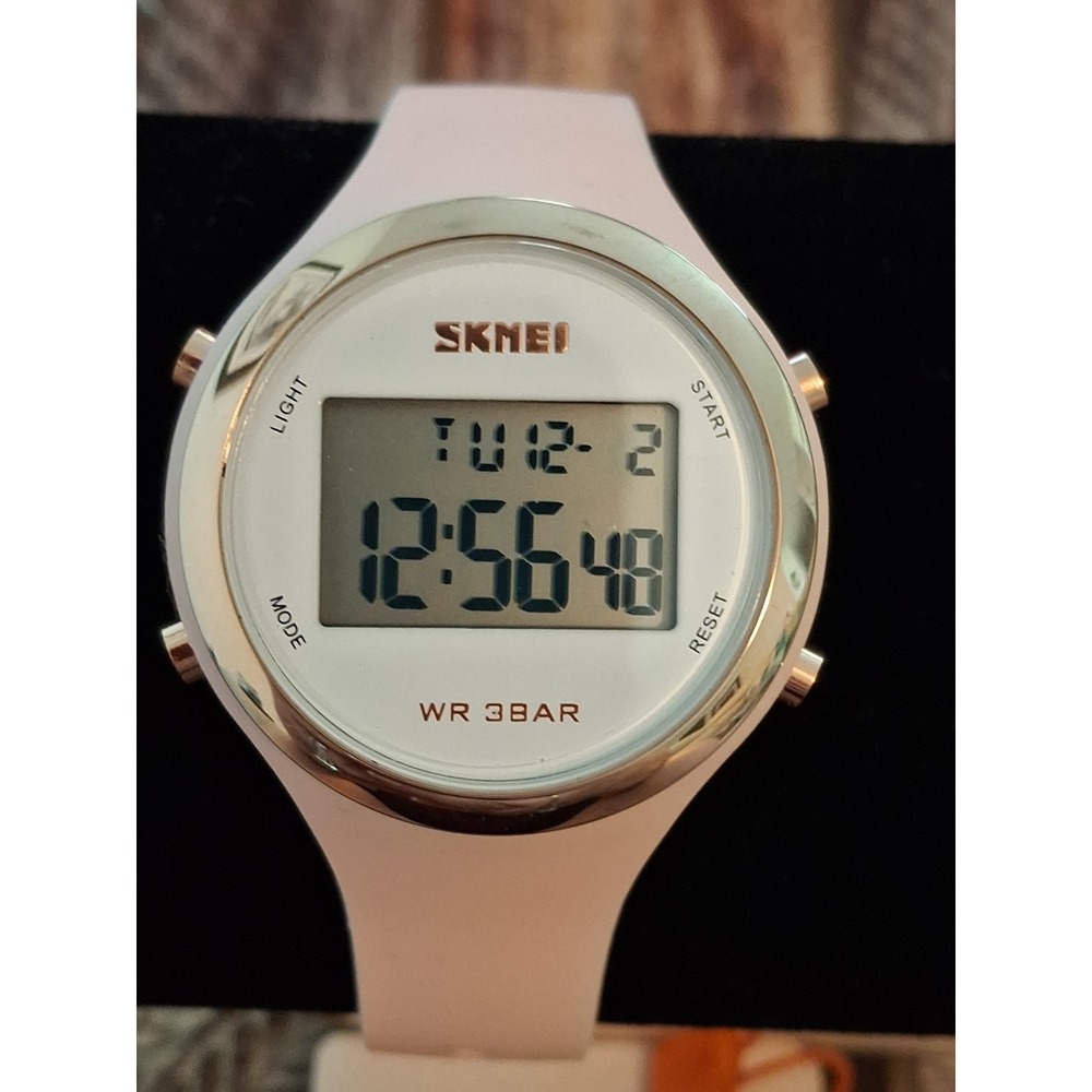 New SKMEI 1720 Kids Pink Digital Sport Watch. LED Backlight, Alarm,Calendar.